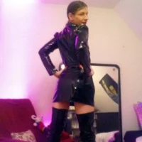 Nikki_Licious' Avatar Photo