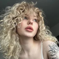Nicole_Curly_s Profilfoto