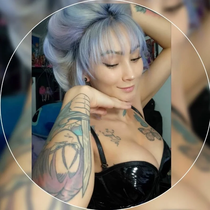 Adrii_whiite