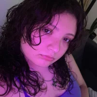 Solangerulo_ Φωτ, Προφίλ