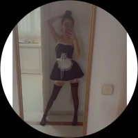 teenfeetfuckercouple's Avatar Pic