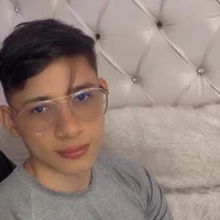 Alan18_'s Profile Pic