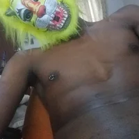 HornyRedBull webcam