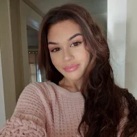 Thalia_Onae's Profile Pic