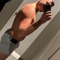 carloos593 Φωτ, Προφίλ