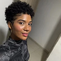 Alisson_Smal Adlı Modelin Avatarı