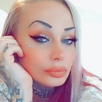 VictoriaLoveB's Profile Pic