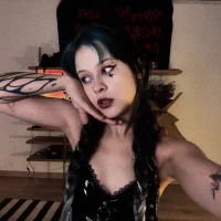 Sima_Wendy's Profile Pic