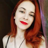 CrystalCaroly's Profile Pic