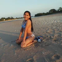 shy_petite_s profilbillede