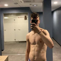 HHugooo77