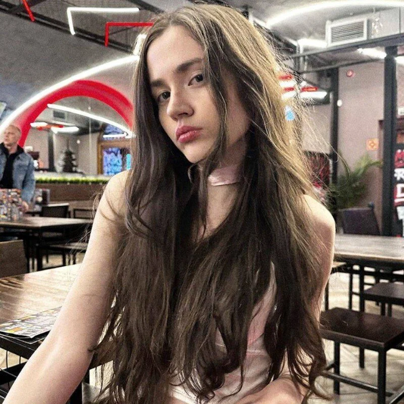bellacatlovesmeat profile photo
