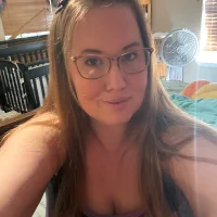 honeybee2033's Avatar Pic