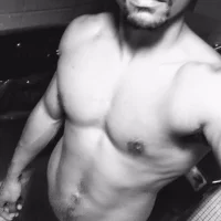 lightskinbad23's Profile Pic