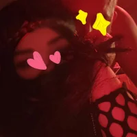 Slika avatara modela ExperimentalCouple8986