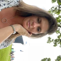 Comelybad's Profile Pic