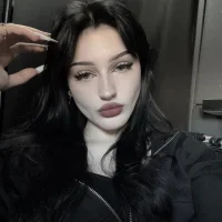 SallieStrahinn Avatar kuva