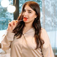 รูปอวาตาร์ของ ChristinaMilton