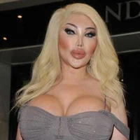Аватар DanielaMuscleTS
