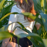 Elineaa Adlı Modelin Avatarı