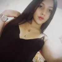 Holly_ks's Profile Pic