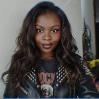 Luxstela's Avatar Pic