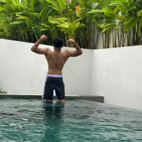 dickhardthic's Profile Pic