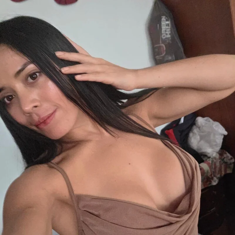tu_latina_favorita profile photo