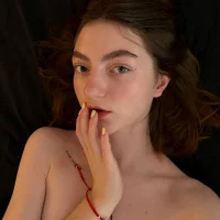 Valenora1