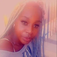 LeandrieLilee's Profile Pic