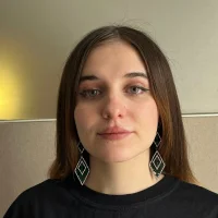 CarlaOlson Φωτ, Προφίλ