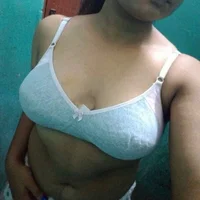 sonalii95's Profile Pic