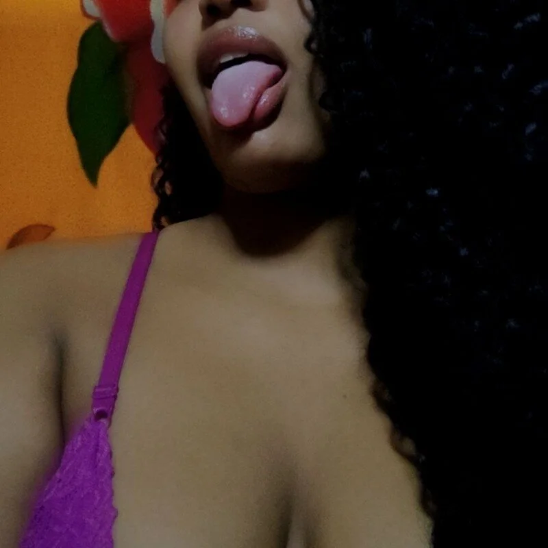 luluuLopezz Stripchat profile image