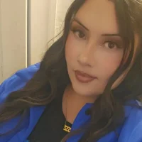 Qu33nNKing09's Profile Pic