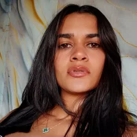 goddesshadid's Avatar Pic
