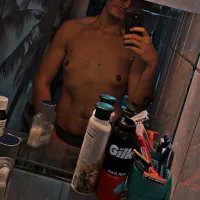 b1tchbutt68's Profile Pic