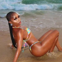 SpicyBina Stripchat