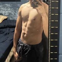 תמונת פרופיל של Leo23y0
