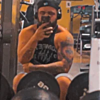 HornyNTatted Φωτ, Προφίλ