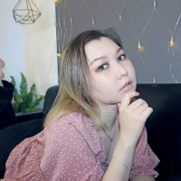 AliceCorbes Φωτ, Προφίλ