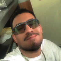 Javier879's Profile Pic