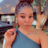 SmartKelly25's Profile Pic