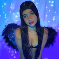 miahotter's Profile Pic