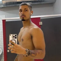 Ngaroto's Profile Pic
