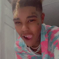 รูปโปรไฟล์ของ yungxull33