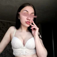 Carolina-xxs's Profile Pic