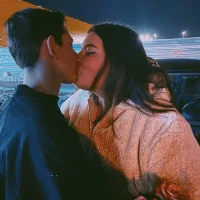 VelvetCouple69's Profilbild