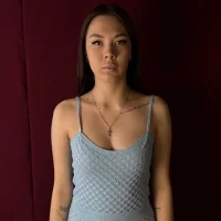 VioletRetzler's Avatar Pic