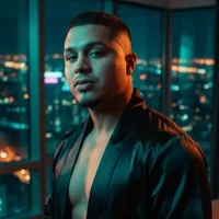 Chocolatitotentacion Φωτ, Προφίλ