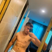 yourfavboy31's Profile Pic